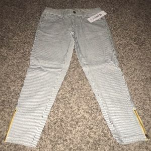 Just Fab kids size 8 blue pin stripe pants